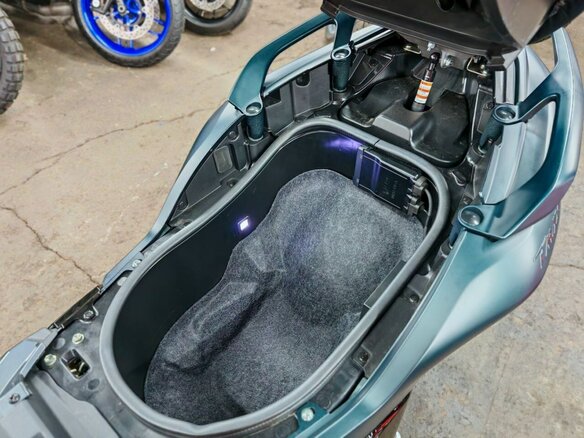 2022 Yamaha TMAX, зелёный, 1430000 рублей - вид 24