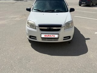 2011 Chevrolet Aveo I Рестайлинг, белый, 280000 рублей, вид 1