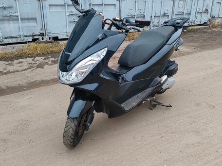 2016 Honda PCX 125, чёрный, 199000 рублей, вид 1