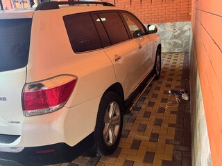 2012 Toyota Highlander II (XU40) Рестайлинг, белый, 1850000 рублей, вид 2