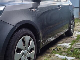 2013 Kia Rio 5-speed III, серый, 1000000 рублей, вид 5