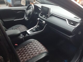 2021 Toyota RAV4 V (XA50), чёрный, 3600000 рублей, вид 5