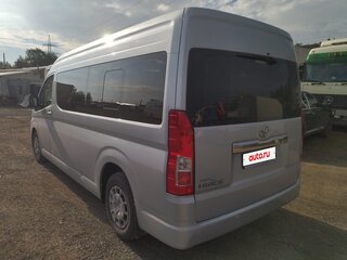 2020 Toyota HiAce H300, серебристый, 3800000 рублей, вид 4