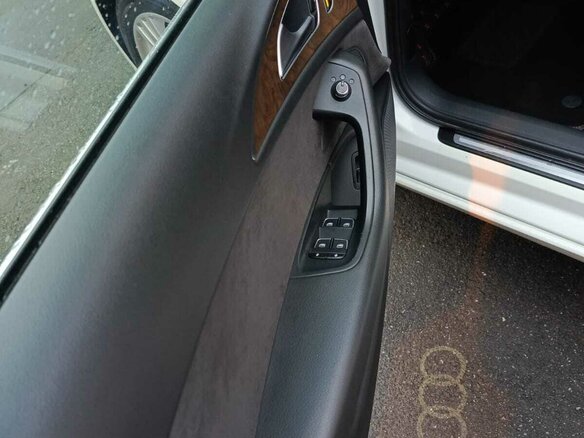 2011 Audi A6 IV (C7), белый, 1450000 рублей - вид 19