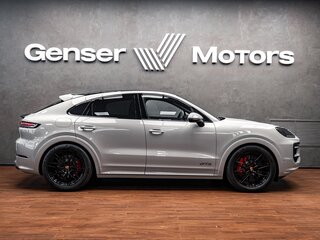 2026 Porsche Cayenne GTS Coupé III Рестайлинг, серый, 24500000 рублей, вид 5