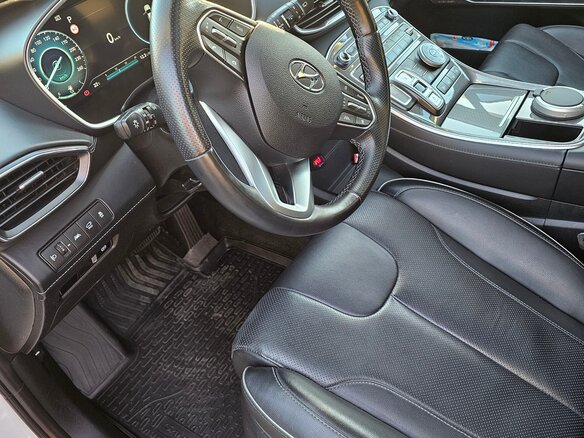 2021 Hyundai Santa Fe IV Рестайлинг, белый, 4200000 рублей - вид 6