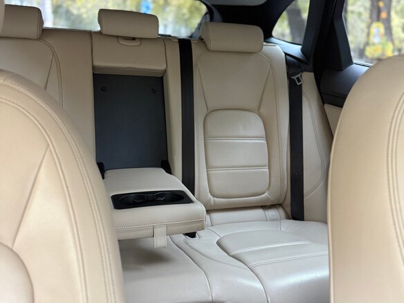 2017 Jaguar F-Pace I, красный, 2349000 рублей - вид 12