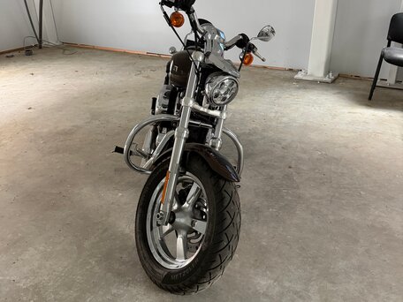 2013 Harley-Davidson Sportster 1200, коричневый, 800000 рублей, вид 1