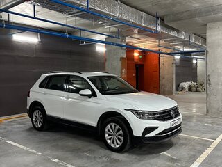 2021 Volkswagen Tiguan II Рестайлинг, белый, 2150000 рублей, вид 4