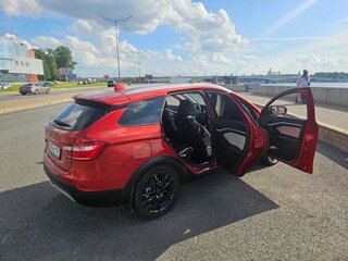 2020 Lada (ВАЗ) Vesta SW Cross I, красный, 895000 рублей, вид 4