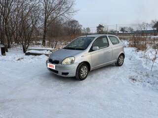 2002 Toyota Vitz I (P10), серый, 380000 рублей, вид 1