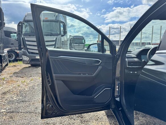 2024 Geely Okavango I Рестайлинг, чёрный - вид 13