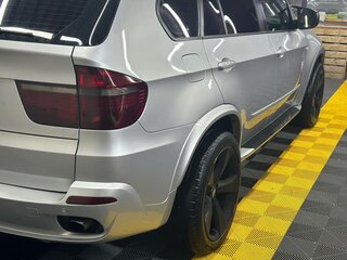 2007 BMW X5 3.0si II (E70), серебристый, 1550000 рублей, вид 4