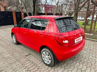 2014 Skoda Fabia II Рестайлинг, красный, 499000 рублей, вид 3