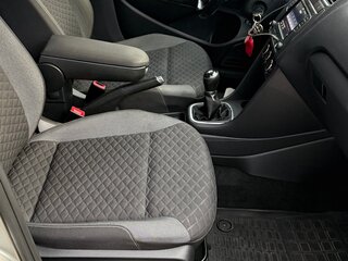 2018 Volkswagen Polo V Рестайлинг, серый, 1400000 рублей, вид 5