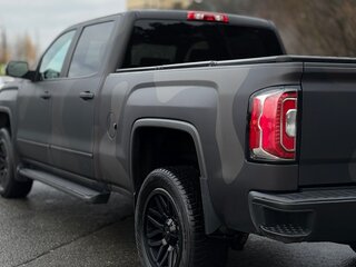 2017 GMC Sierra Crew  Cab Crew Cab 6-speed III (K2XX) Рестайлинг, синий, 4500000 рублей, вид 3