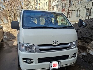 2009 Toyota HiAce H200, белый, 2050000 рублей, вид 1