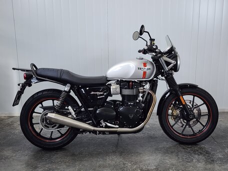 2017 Triumph Street Twin, серый, 599000 рублей, вид 1