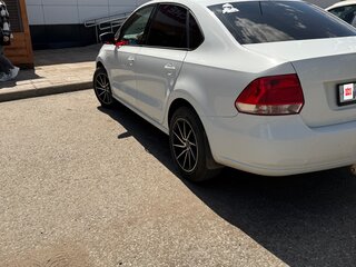 2013 Volkswagen Polo V, белый, 630000 рублей, вид 4