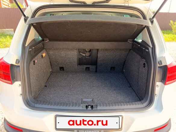 2015 Volkswagen Tiguan I Рестайлинг, белый - вид 11