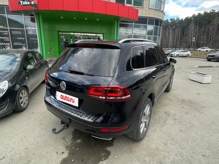 2014 Volkswagen Touareg II, синий, 3330000 рублей, вид 2