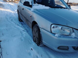 2005 Hyundai Accent ТагАЗ II, серебристый, 220000 рублей, вид 2