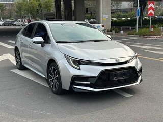 2022 Toyota Levin XII (E210) Рестайлинг, белый, 1350000 рублей, вид 3
