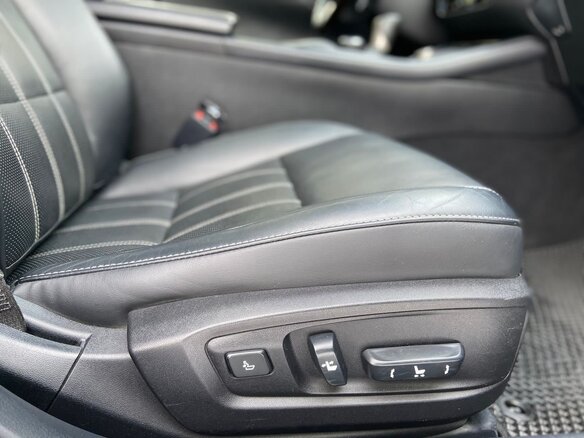 2016 Lexus ES 200 VI Рестайлинг, чёрный, 2650000 рублей - вид 17