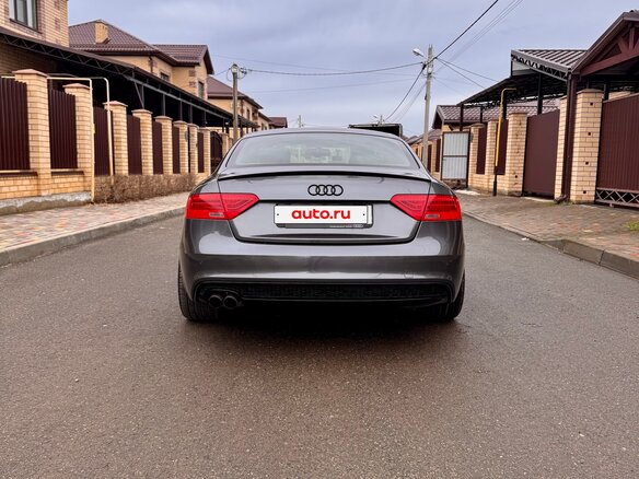2016 Audi A5 I (8T) Рестайлинг, серый, 2050000 рублей - вид 5
