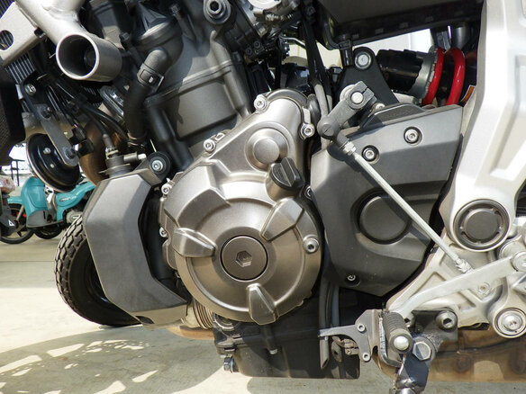 2014 Yamaha MT-07 (FZ-07), белый, 699900 рублей - вид 2