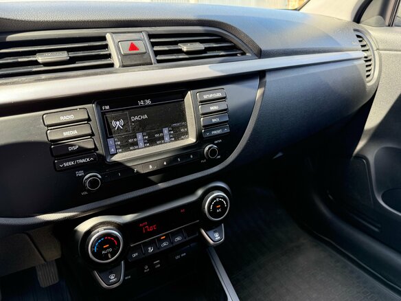 2019 Kia Rio X-Line IV, белый, 1200000 рублей - вид 13