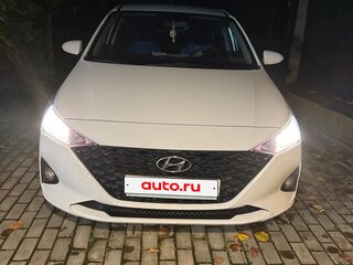 2021 Hyundai Solaris II Рестайлинг, белый, 1150000 рублей, вид 3
