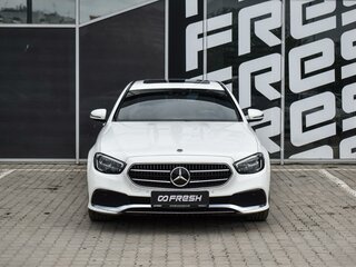 2020 Mercedes-Benz E-Класс 250 V (W213, S213, C238) Рестайлинг, белый, 4550000 рублей, вид 3