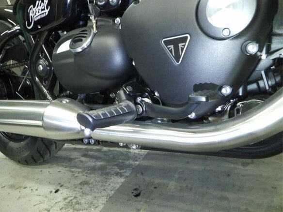 2025 Triumph Bonneville Bobber, чёрный, 1500000 рублей - вид 12