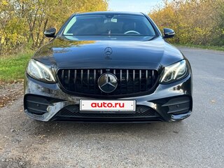 2017 Mercedes-Benz E-Класс 200 V (W213, S213, C238), чёрный, 2800000 рублей, вид 2