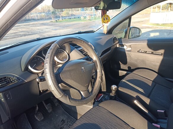 2010 Peugeot 207 I Рестайлинг, белый, 480000 рублей - вид 18