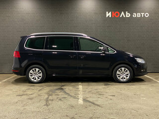 2012 Volkswagen Sharan II, чёрный, 1390000 рублей, вид 4
