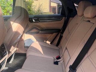 2021 Porsche Cayenne GTS Coupé III, серый, 12500000 рублей, вид 5