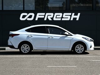 2020 Hyundai Solaris II Рестайлинг, белый, 1299000 рублей, вид 5