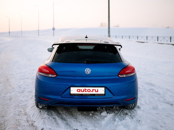2010 Volkswagen Scirocco III, синий, 1440000 рублей - вид 5