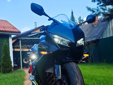 2026 Honda CBR 650R, чёрный, 1555000 рублей, вид 4
