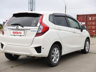 2017 Honda Fit III, белый, 850000 рублей, вид 5