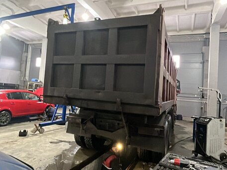 2007 Sinotruk Howo A5, красный, 1100000 рублей, вид 2