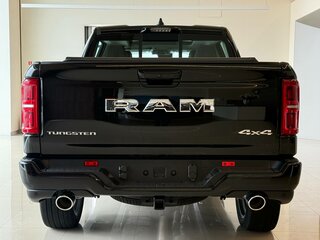 2025 Ram 1500 Crew Cab V Рестайлинг, чёрный, 9980000 рублей, вид 4
