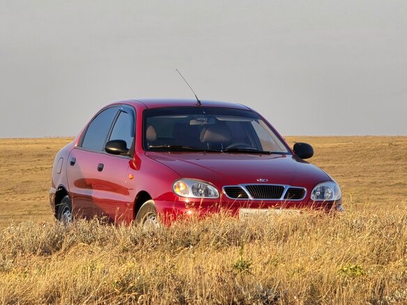 2008 Daewoo Lanos, красный, 450000 рублей - вид 12
