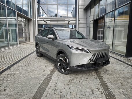 Omoda C7