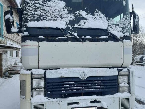 1997 Renault Magnum, белый, 550000 рублей - вид 1