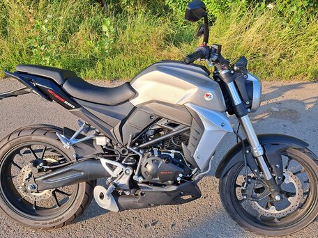 2022 Motoland CB250, серебристый, 130000 рублей, вид 1