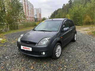 2006 Ford Fiesta Mk5, серый, 330000 рублей, вид 1