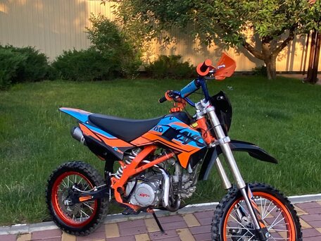 2024 Kayo Evolution YX140EM, оранжевый, 95000 рублей, вид 3